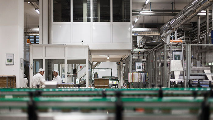 L’éclairage Philips pour l’industrie illumine l’usine Hero, qui a recours à un éclairage LED à économie d’énergie