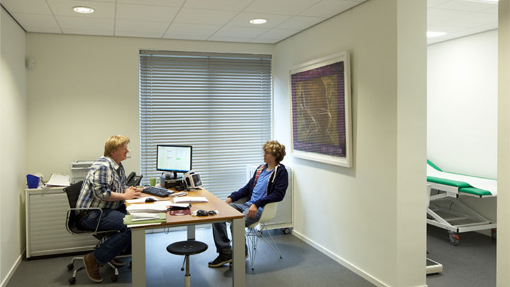 Salle de consultation à Lindehof aux Pays-Bas