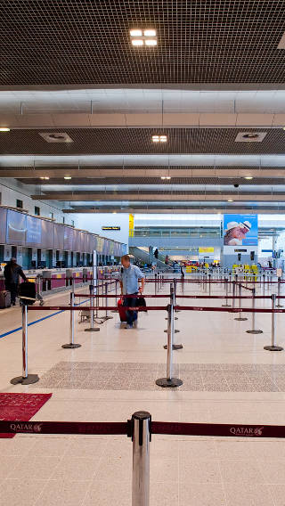  Les nouveaux systèmes Philips Lighting mettent en lumière le Terminal 2 de l'aéroport de Manchester 