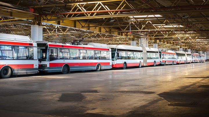 image de luminaires UV-C Philips pour les transports