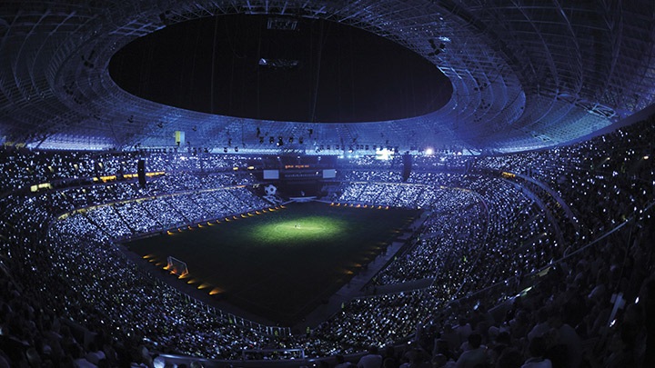 ArenaVision : permet une connexion avec les contrôleurs d’événement externes pour l’éclairage de stade