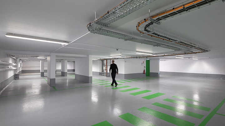 GreenParking de Philips Lighting : optimisez l’éclairage des parkings pour les piétons grâce à la détection de présence et à la gradation par zone