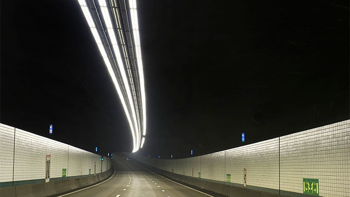 Optimisez l’éclairage et la sécurité avec un système d’éclairage de tunnel spécialement conçu pour la technologie d’éclairage LED